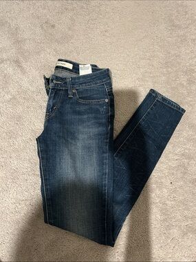LEVIS Dark Wash legging Jeans - Blue